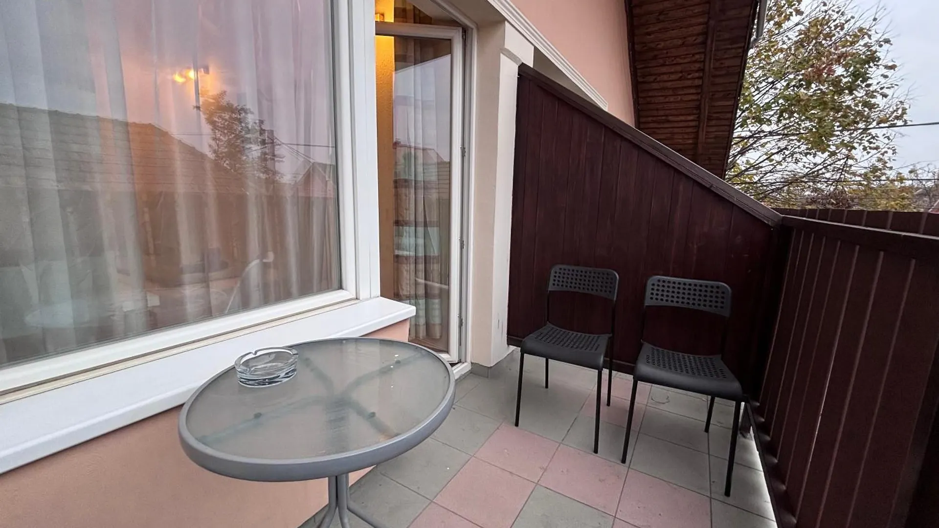 Airportmax Panzio Bed & Breakfast Vecses 0*,  Hungary