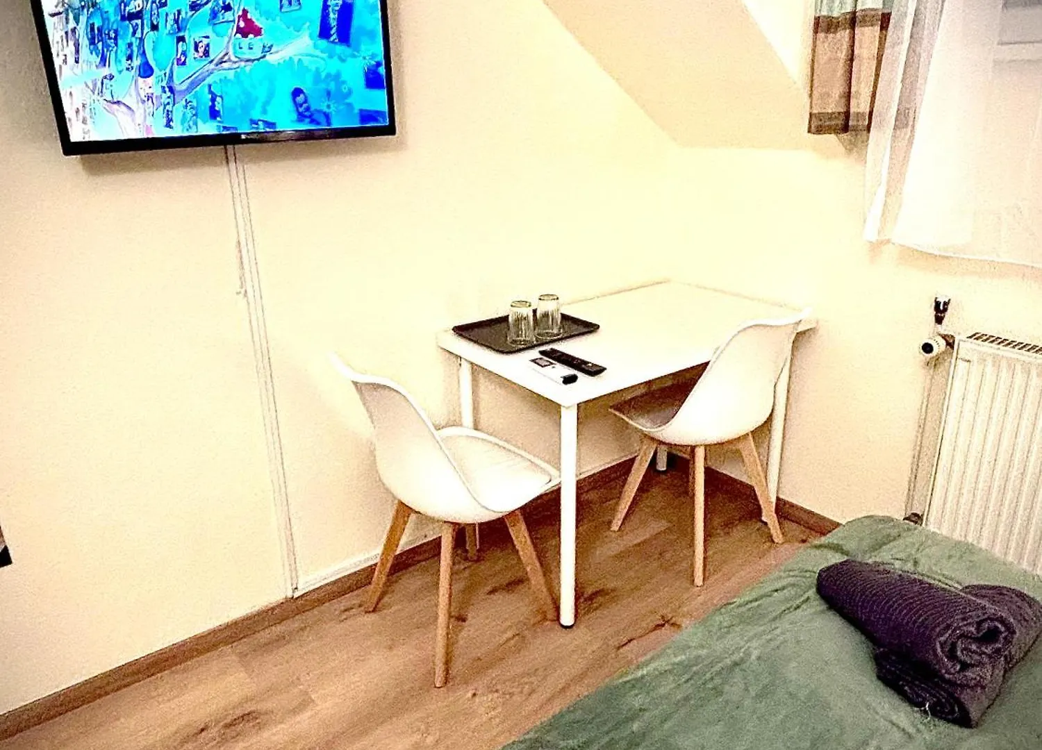 Airportmax Panzio Bed & Breakfast Vecses