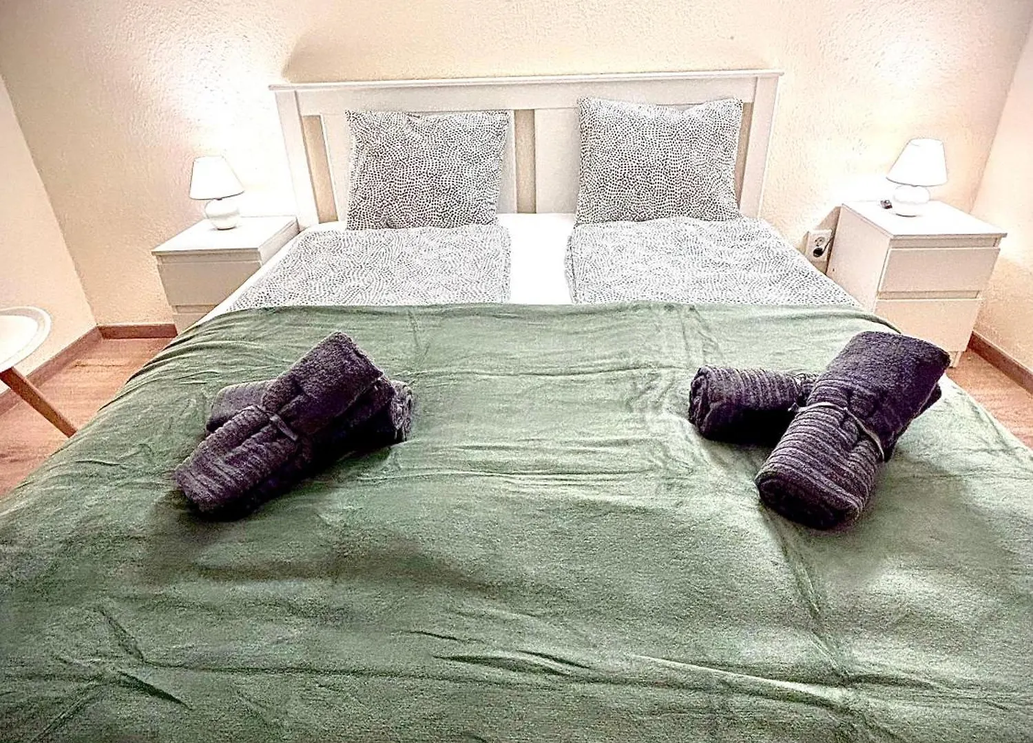 Airportmax Panzio Bed & Breakfast Vecses