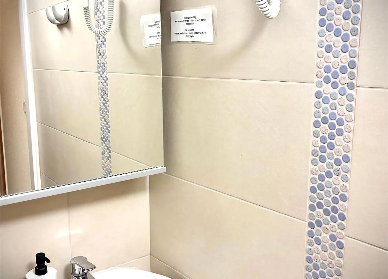 Airportmax Panzio Bed & Breakfast Vecses